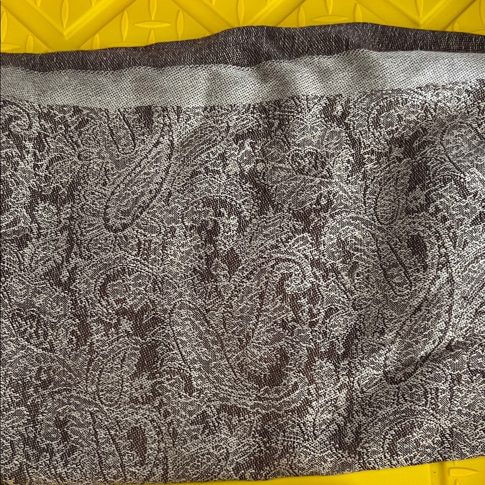 Paisley Patterned pashmina